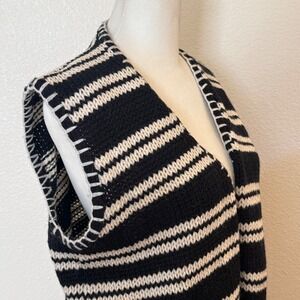 Passports Pier 1 Imports Vintage Knit Vest Black White Striped Wool Blend Small